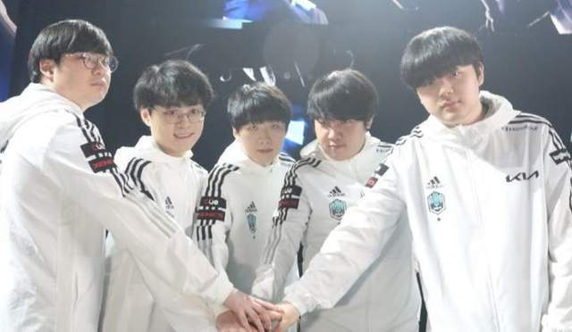 从不起眼的 从不起眼的